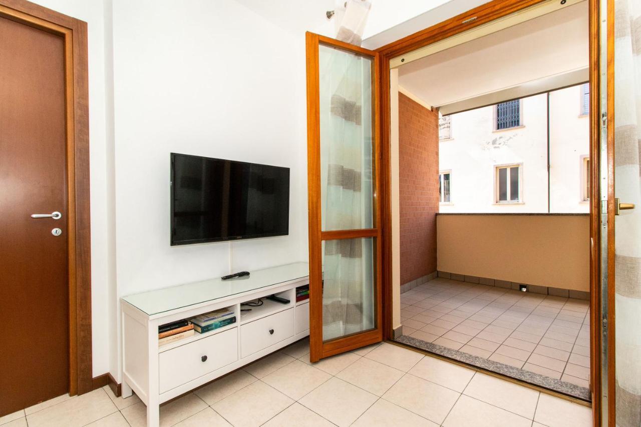 Come Casa Like Home Apartment With Parking Turín Exteriér fotografie