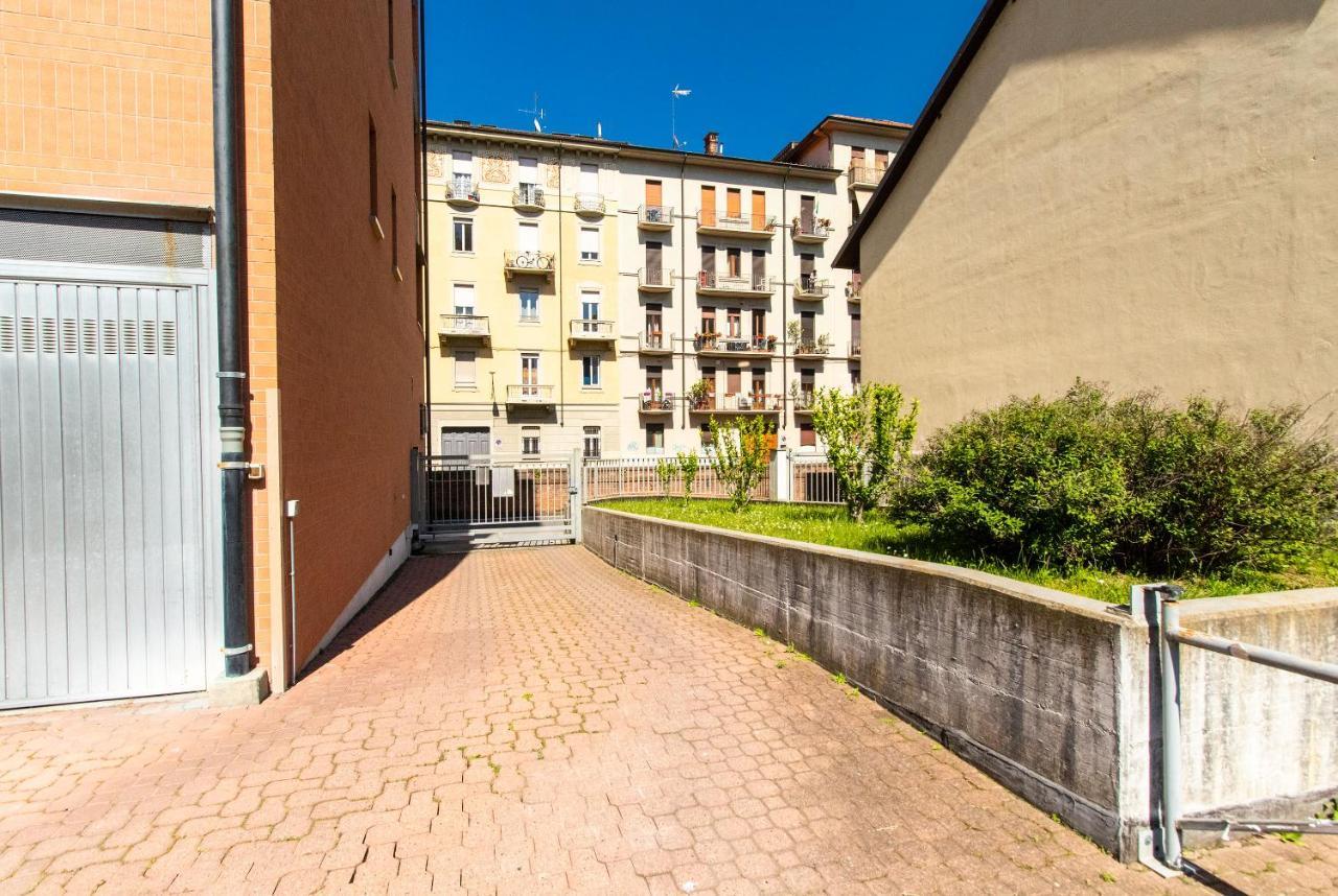 Come Casa Like Home Apartment With Parking Turín Exteriér fotografie